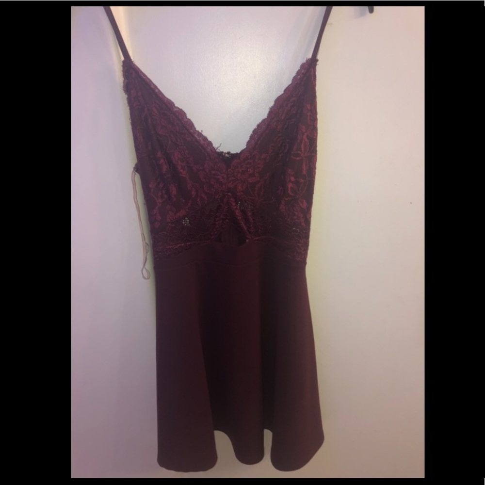 maroon lace mini dress. worn once size S